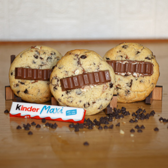 Kinder cookie overload in the best way possible!