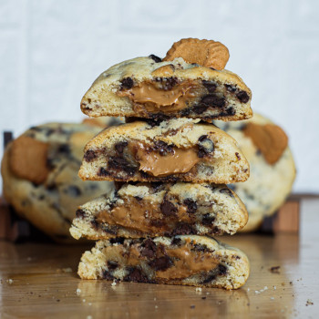 Indulge in the warmth of caramelized spice – our Lotus Chocolate Chip Cookie!