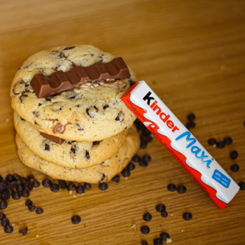 Kinder cookie overload in the best way possible!